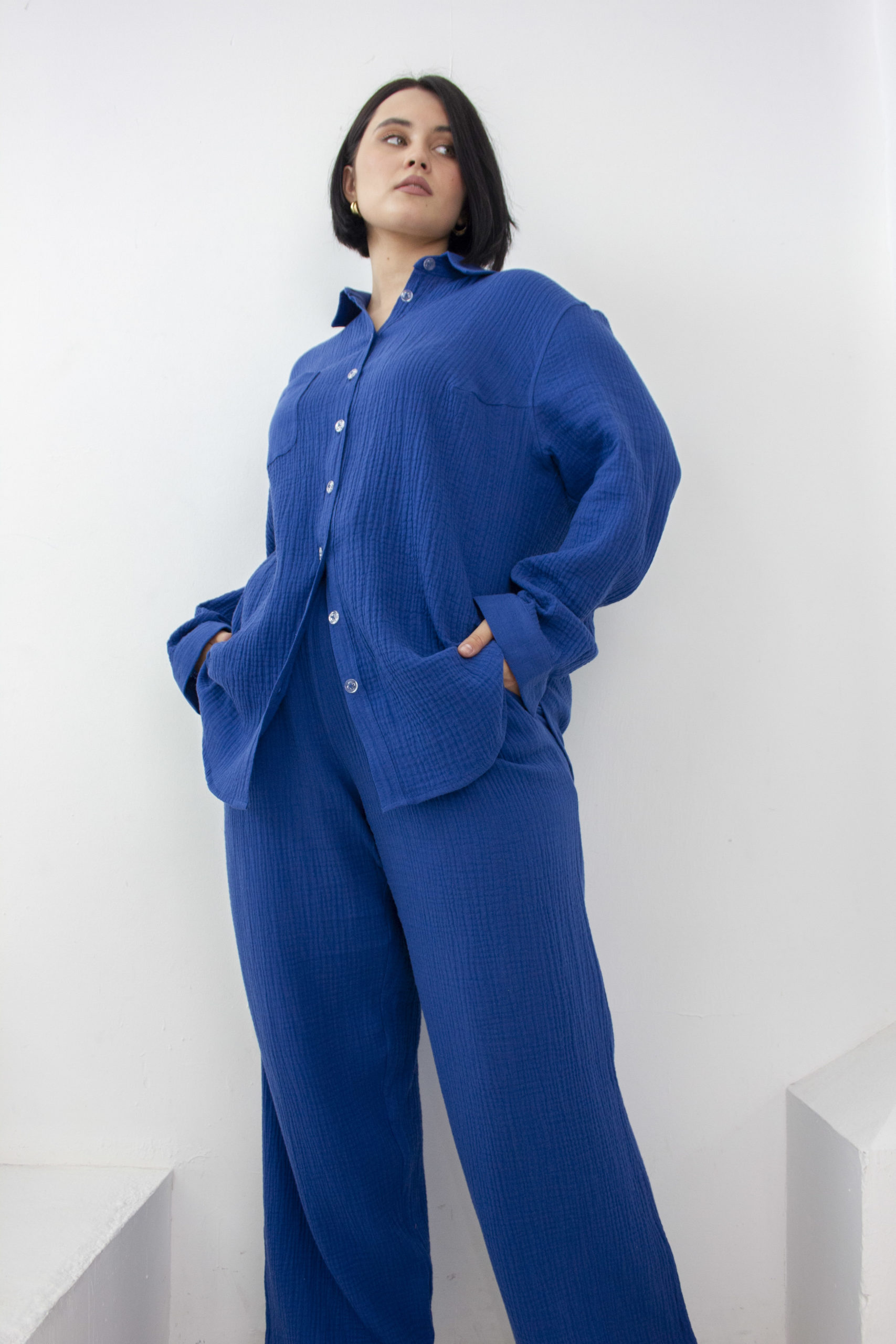 Синий костюм из муслина CASABLANCA с брюками
