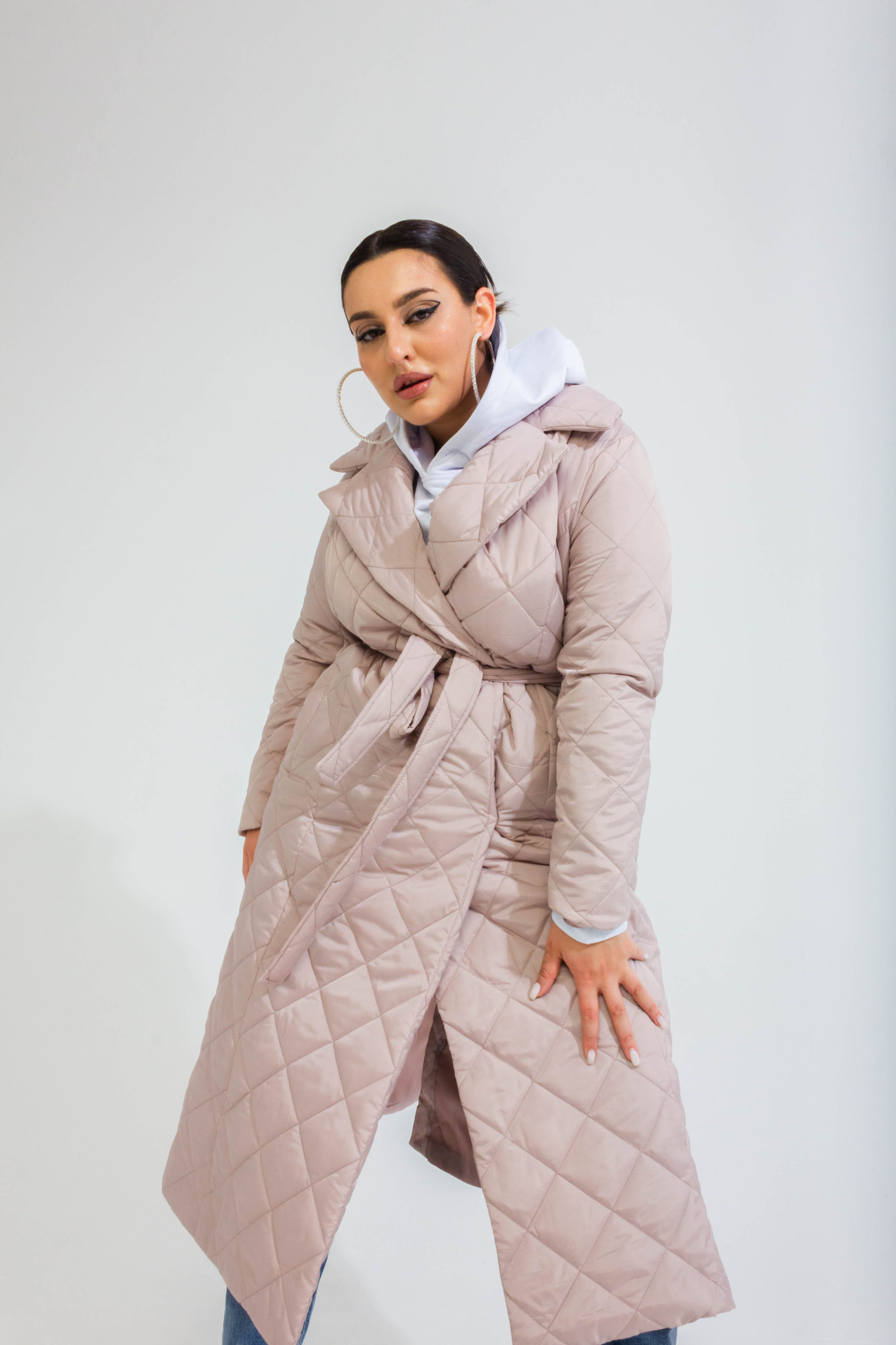 Розовое стеганое утепленное пальто большого размера STELLA